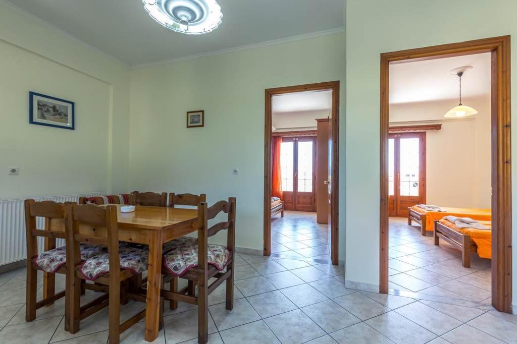 Kapetanios Apartments Agios Stefanos Avliotes  Exterior foto