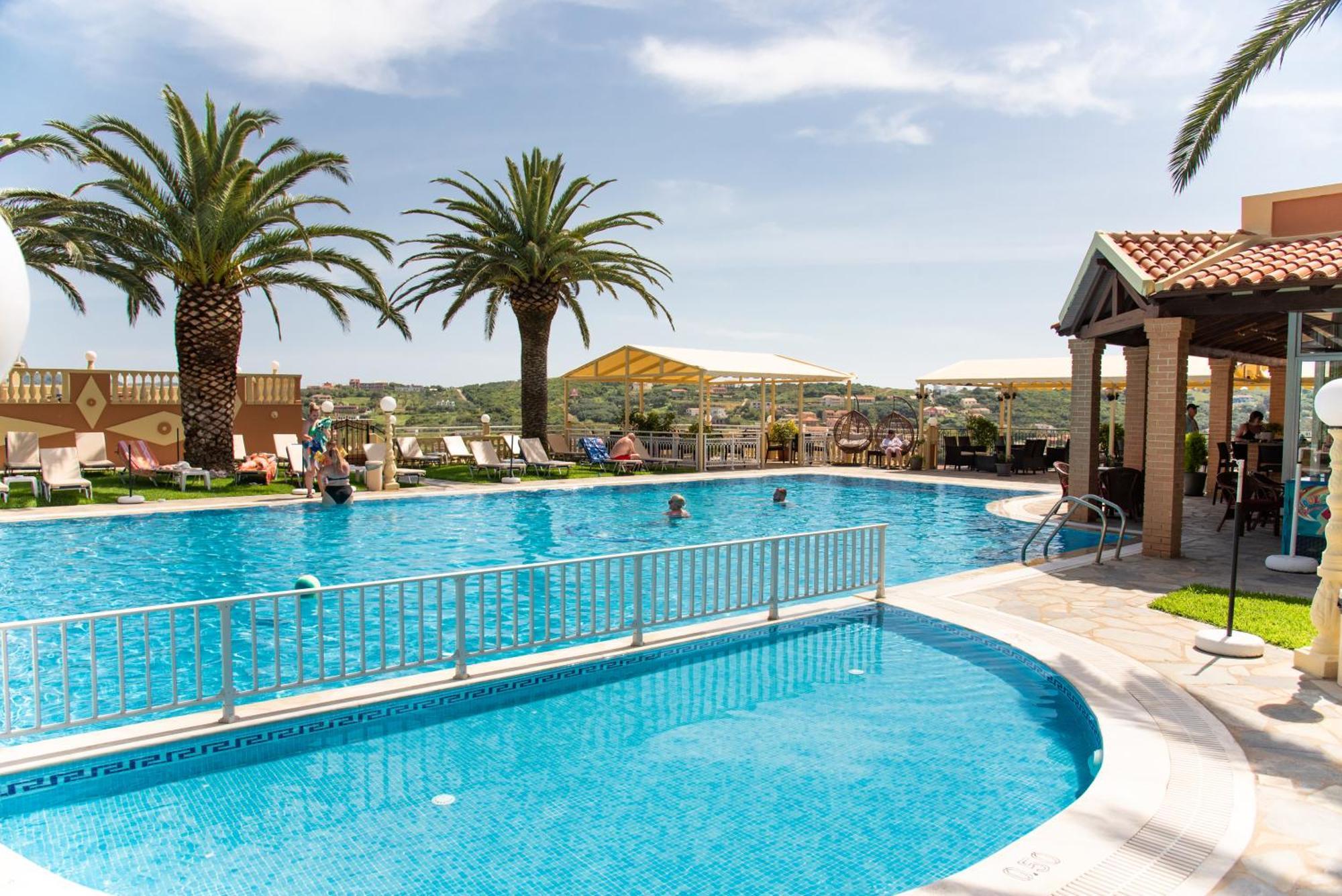 Kapetanios Apartments Agios Stefanos Avliotes  Exterior foto